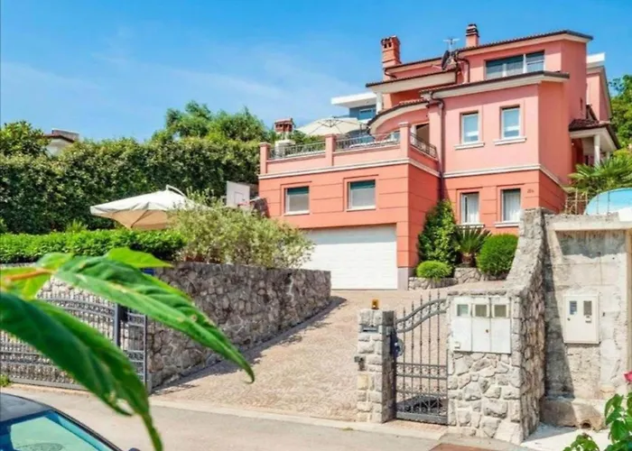 Marid - One Bedroom With Balcony Abbazia